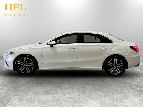 Mercedes-Benz A Class 1.6 A200 Amg Sport 7G-dct Euro 6 Ss Black #4