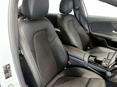 Mercedes-Benz A Class 1.6 A200 Amg Sport 7G-dct Euro 6 Ss Black #11