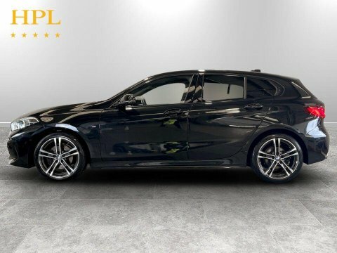 BMW 1 Series 2020 70 1.5L Black #4