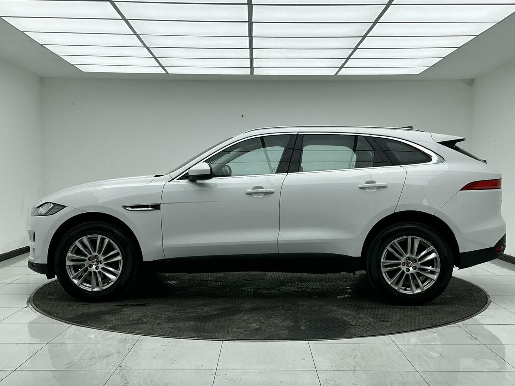 Jaguar F-Pace 2.0 D180 Portfolio Suv Awd Euro 6 CU68YDY White #5