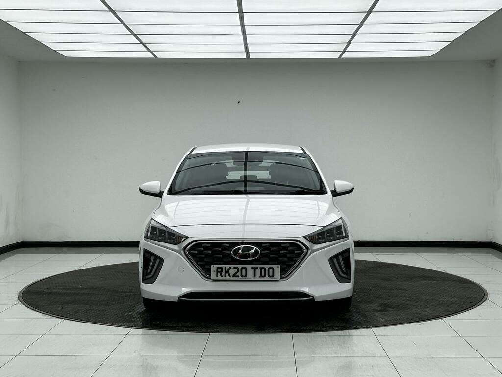 Hyundai Ioniq 1.6 H-gdi Premium Hatchback Hybrid Dct White #2