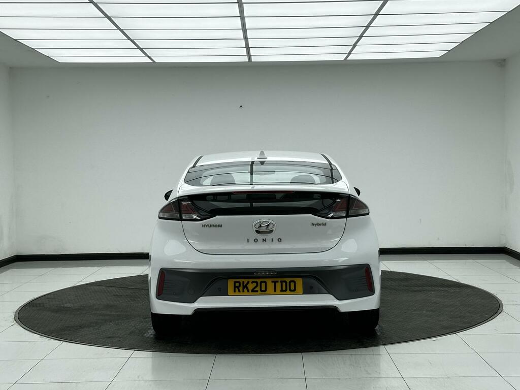 Hyundai Ioniq 1.6 H-gdi Premium Hatchback Hybrid Dct White #5