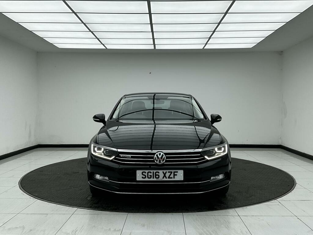 Volkswagen Passat Gt Black #2