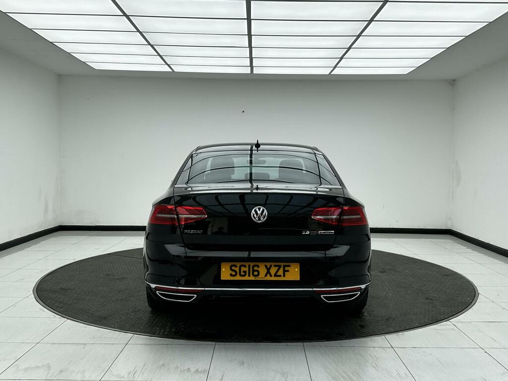 Volkswagen Passat Gt Black #6