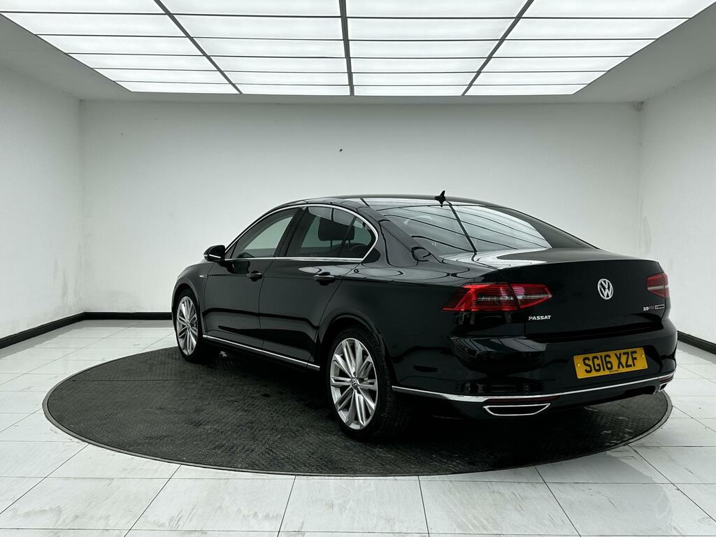 Volkswagen Passat Gt Black #5