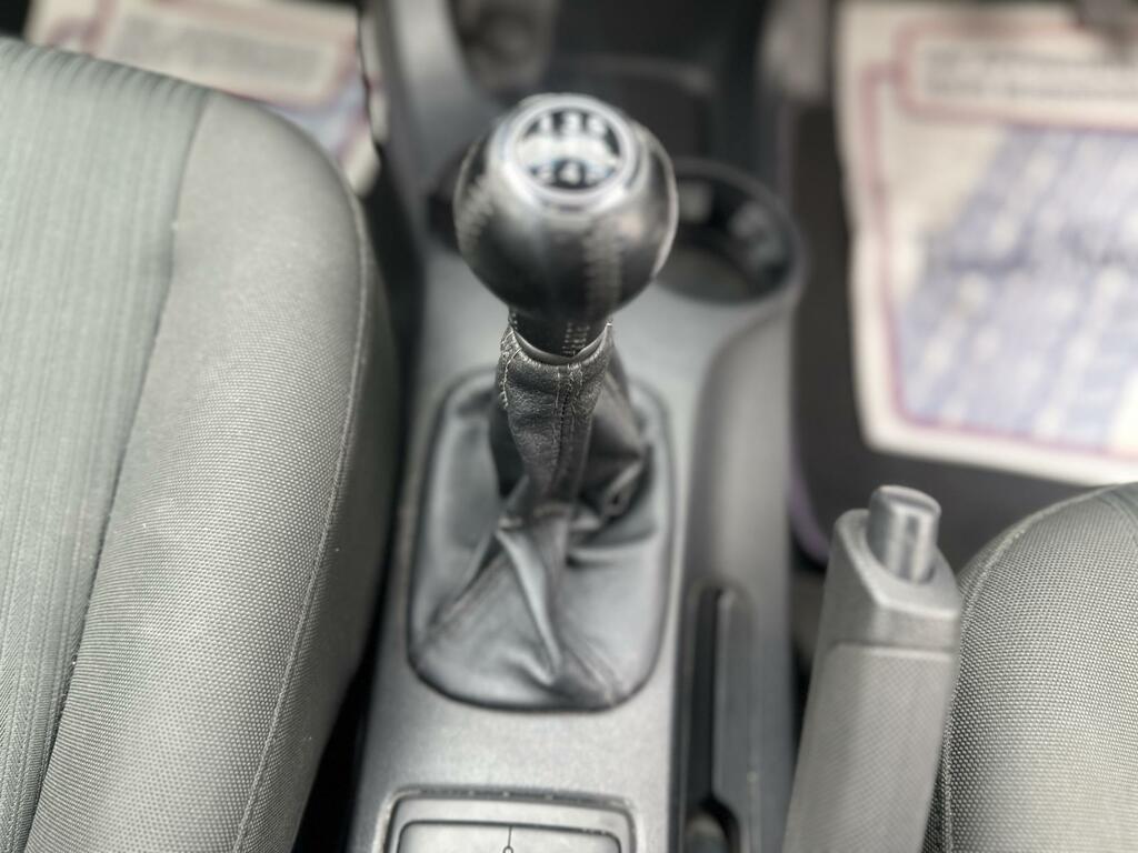 Kia Sportage 2.0 Crdi Xs 4Wd Silver #32
