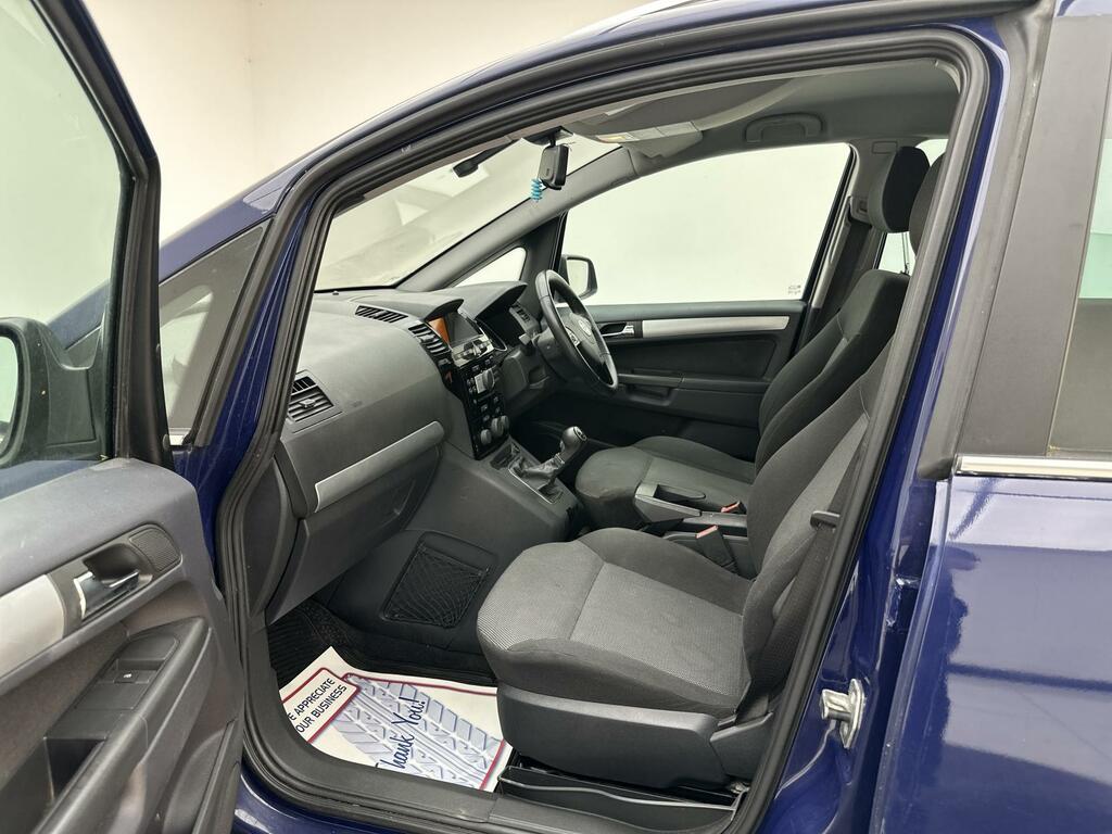 Vauxhall Zafira Zafira Exclusiv Blue #24