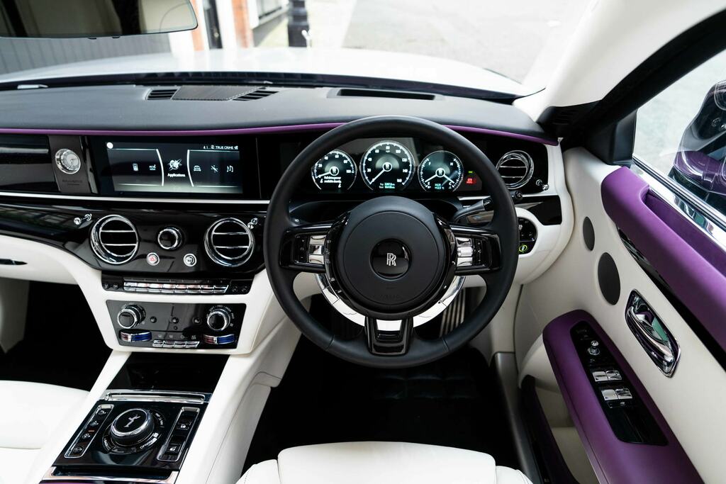 Rolls-Royce Ghost Saloon Black #6