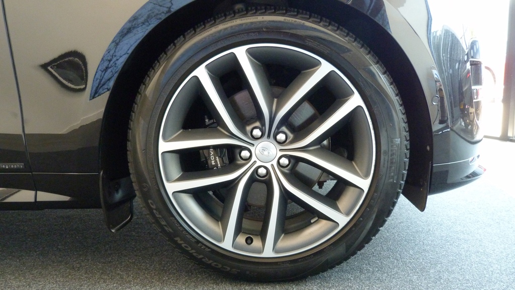 Land Rover Range Rover Sport Suv #4
