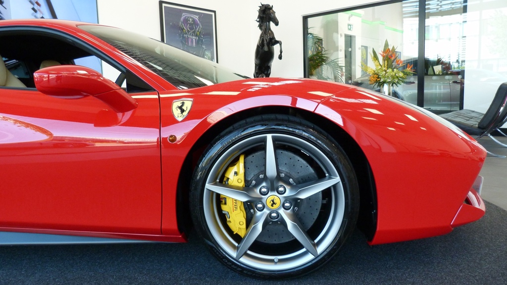 Ferrari 488 Coupe #4