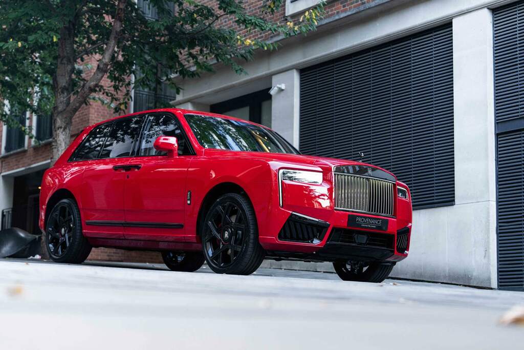 Rolls-Royce Cullinan Suv Red