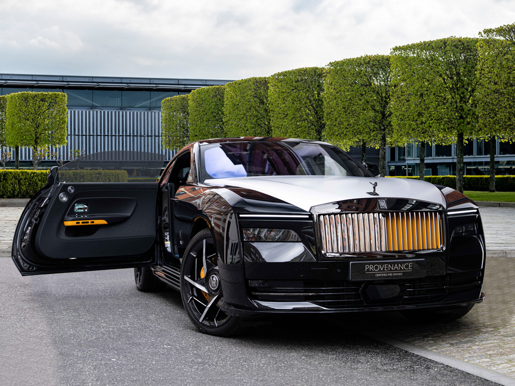Rolls-Royce Spectre Black Badge RR11LON Grey #5