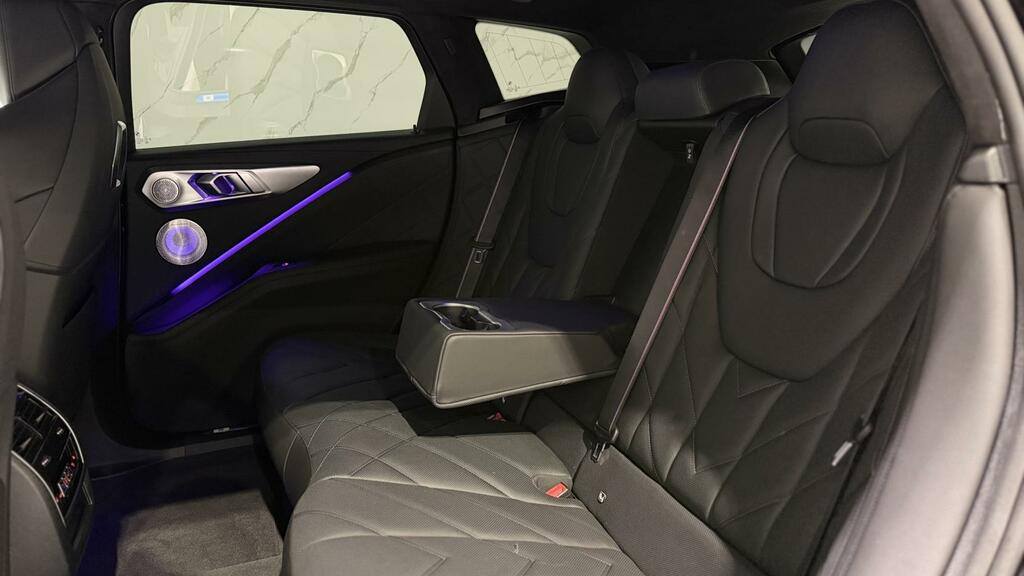 BMW XM 25.7Kwh Xdrive Euro 6 5-Door Blue #18