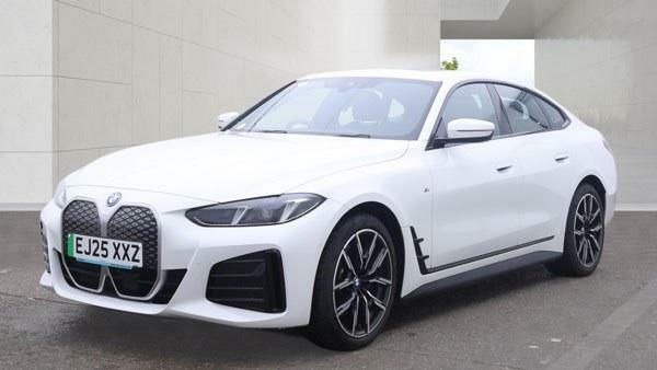 BMW i4 M Sport White #2