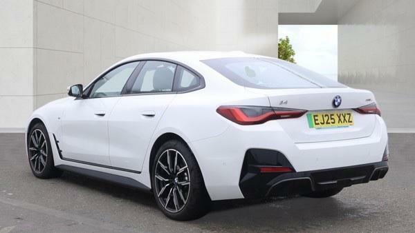 BMW i4 M Sport White #4