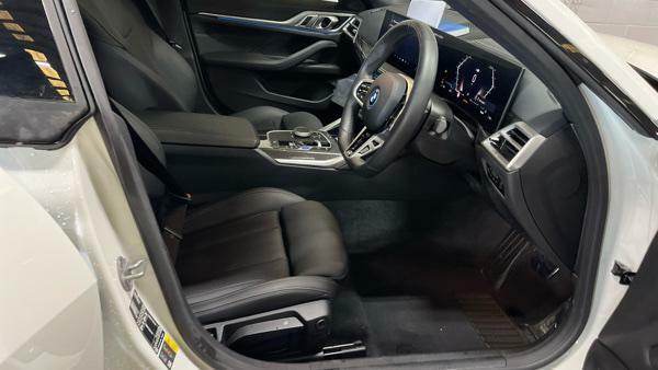 BMW i4 M Sport White #3