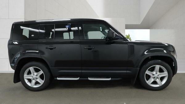 Land Rover Defender 110 Se Black #6