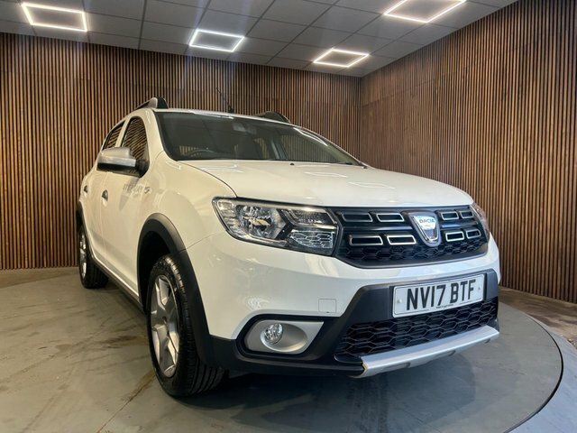 Dacia Sandero Stepway 0.9 Tce Ambiance Euro 6 Ss White