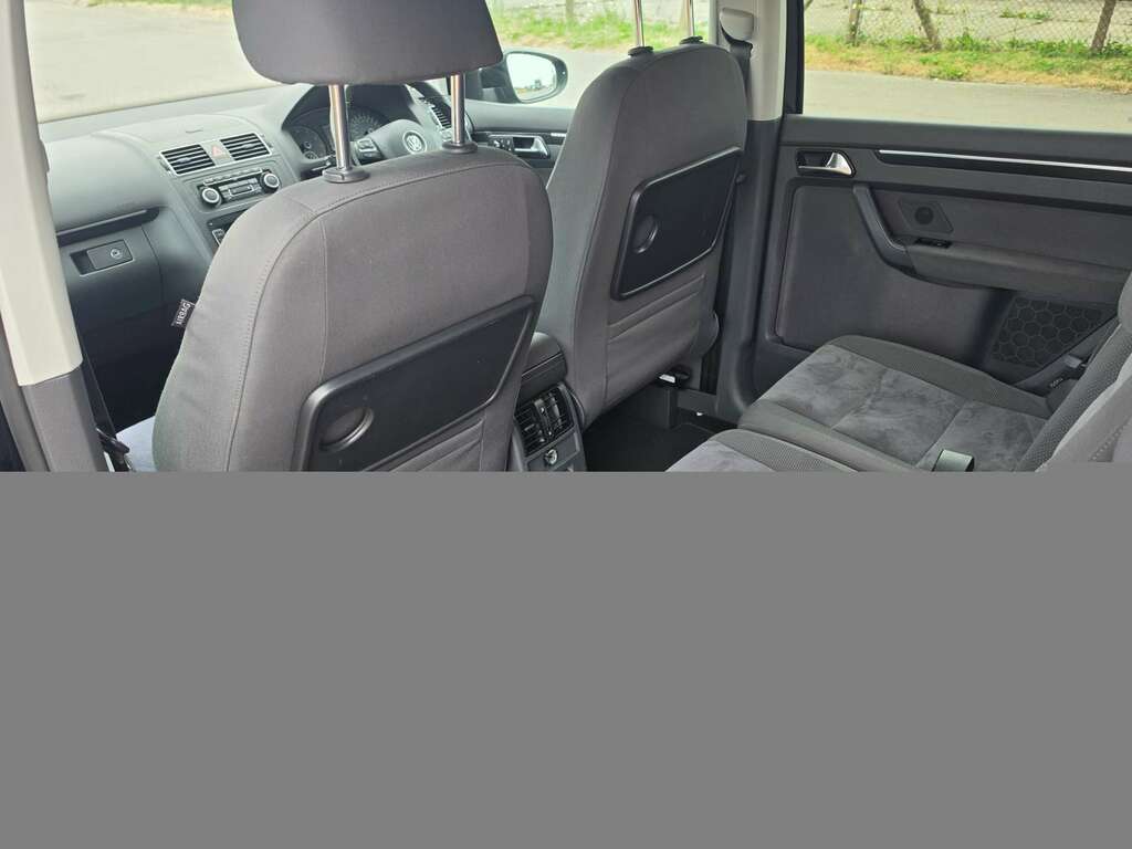 Volkswagen Touran Se Tdi 5-Door Black #12
