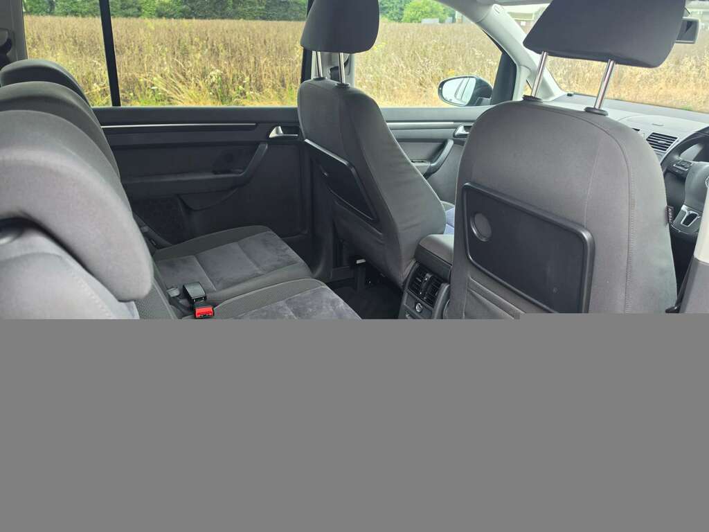 Volkswagen Touran Se Tdi 5-Door Black #13