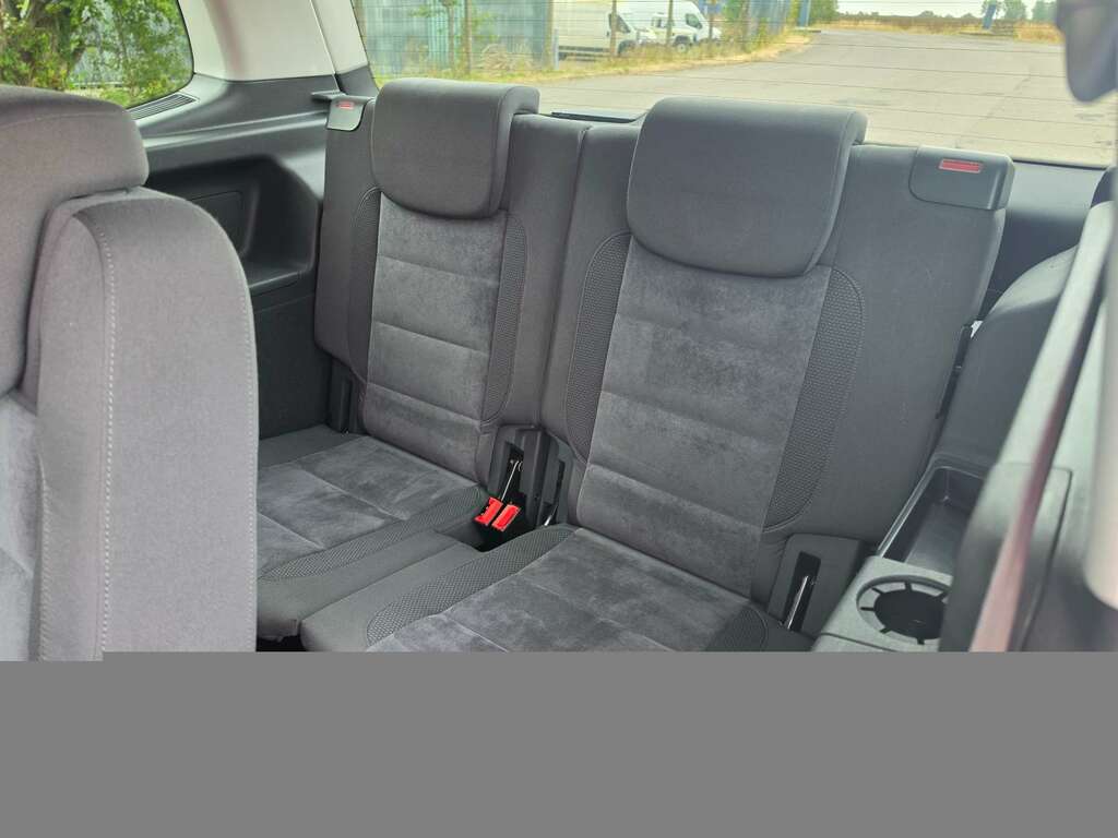 Volkswagen Touran Se Tdi 5-Door Black #14
