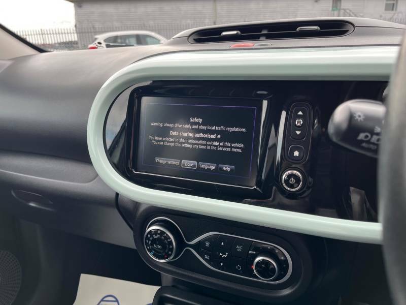 Renault Twingo 0.9 Tce Dynamique S Edc Euro 6 Only 10000 Mile White #29