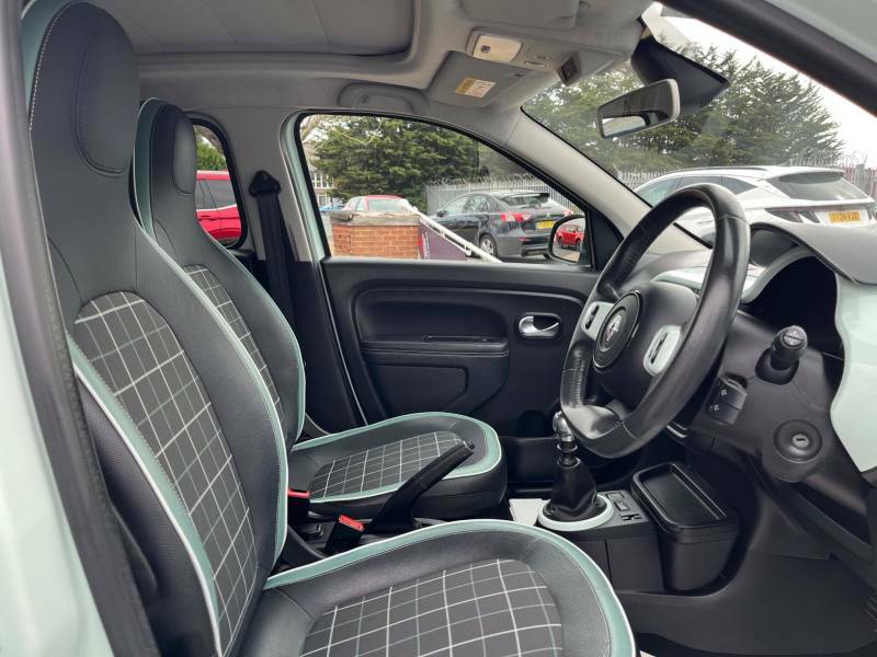 Renault Twingo 0.9 Tce Dynamique S Edc Euro 6 Only 10000 Mile White #16