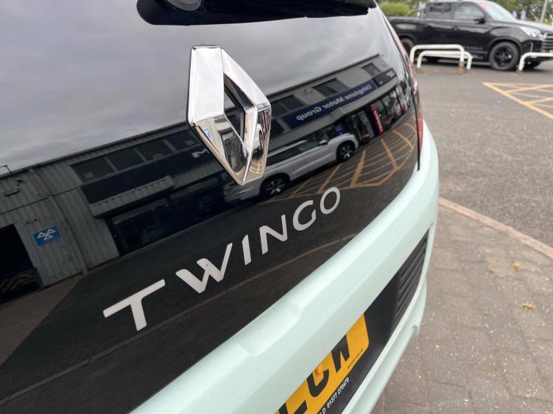 Renault Twingo 0.9 Tce Dynamique S Edc Euro 6 Only 10000 Mile White #38