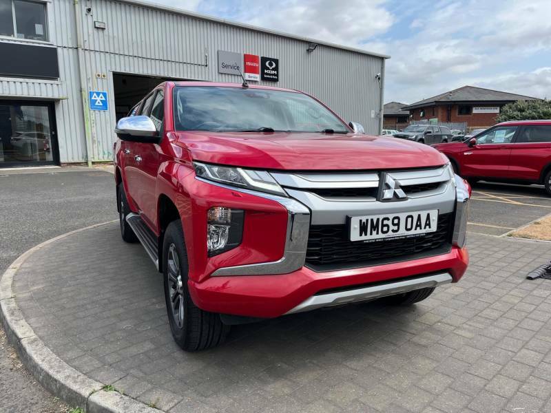 Mitsubishi L200 Double Cab Di-d 150 Warrior 4Wd - 2020 69 Red