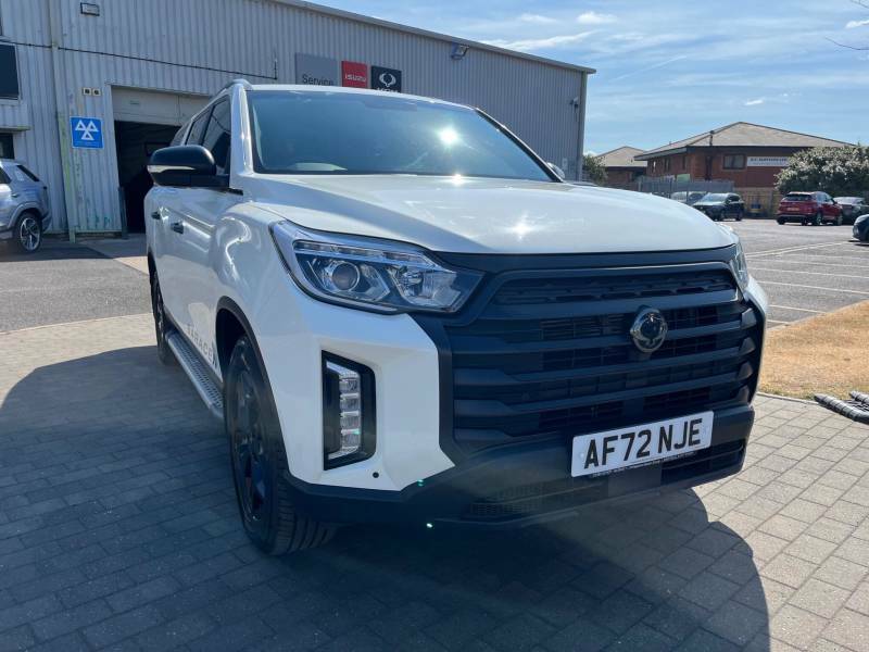 SsangYong Musso Double Cab Pick Up 202 Saracen White