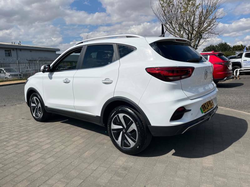MG ZS 115Kw Trophy Connect Ev Long Range73kwh White #4
