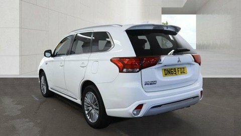 Mitsubishi Outlander 2019 69 Phev White #2