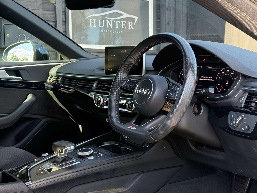 Audi A5 Black Edition 40 Tfsi #2