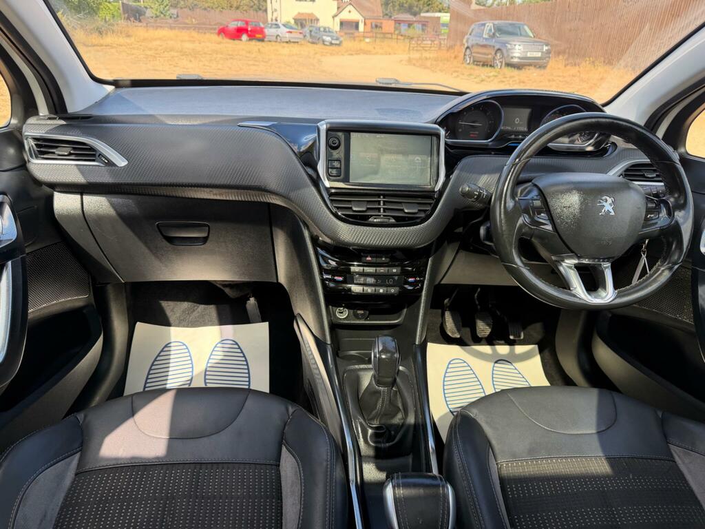 Peugeot 2008 1.2 Vti Allure Euro 5 White #6