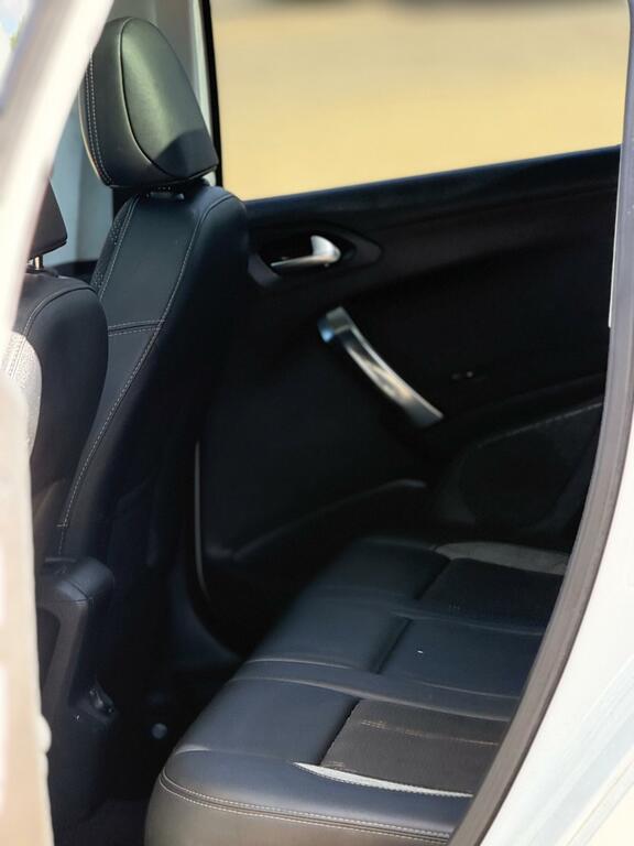 Peugeot 2008 Crossway White #27