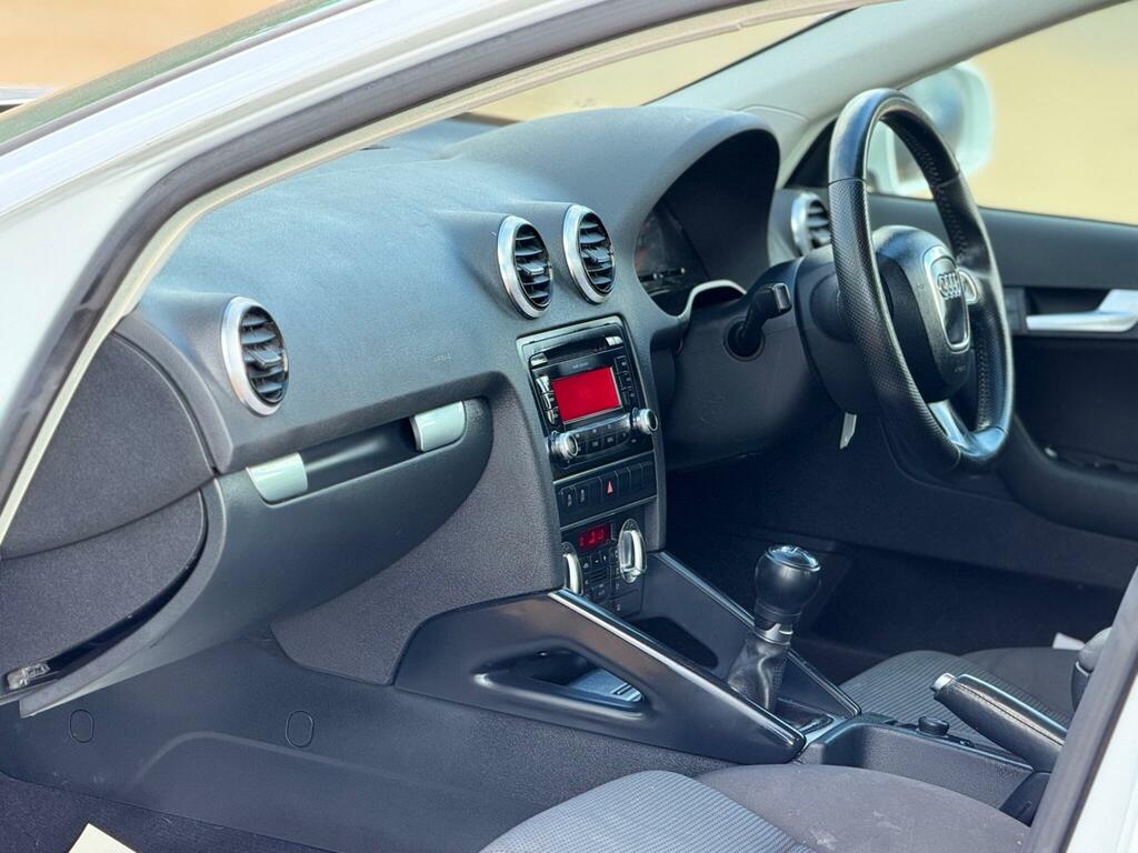 Audi A3 2.0 Tdi S Line Sportback Euro 5 Black #23