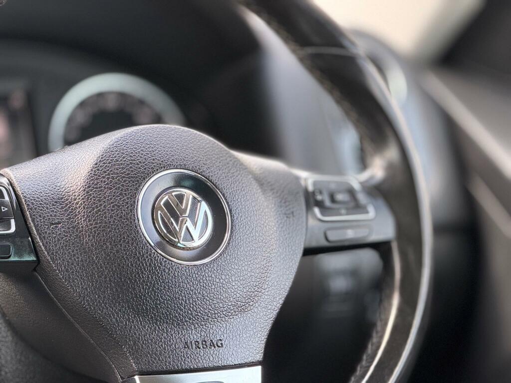 Volkswagen Tiguan Diesel White #10