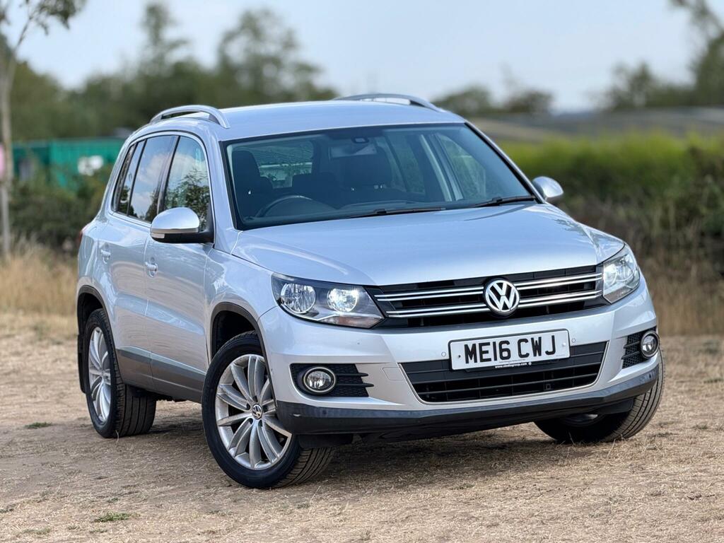 Volkswagen Tiguan Diesel White #8