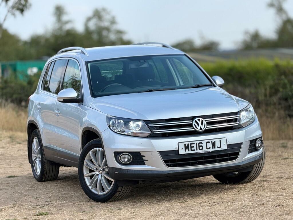 Volkswagen Tiguan Diesel White #20