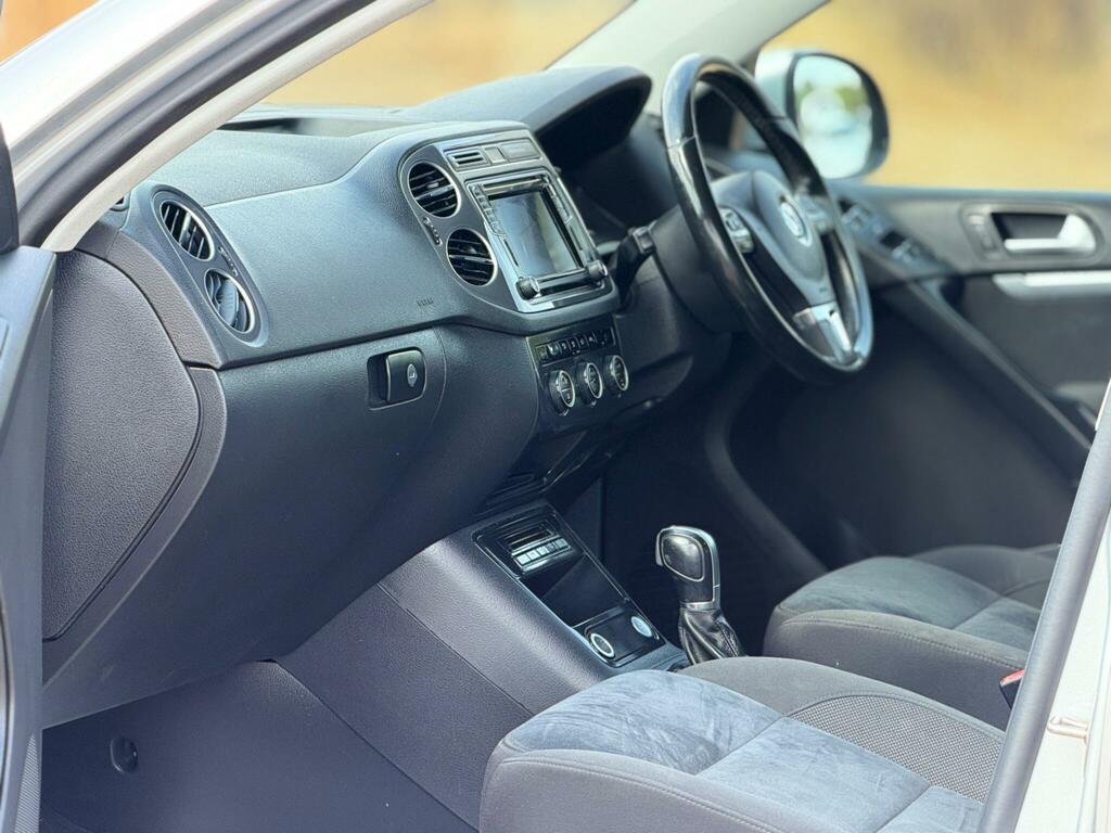 Volkswagen Tiguan Diesel White #7