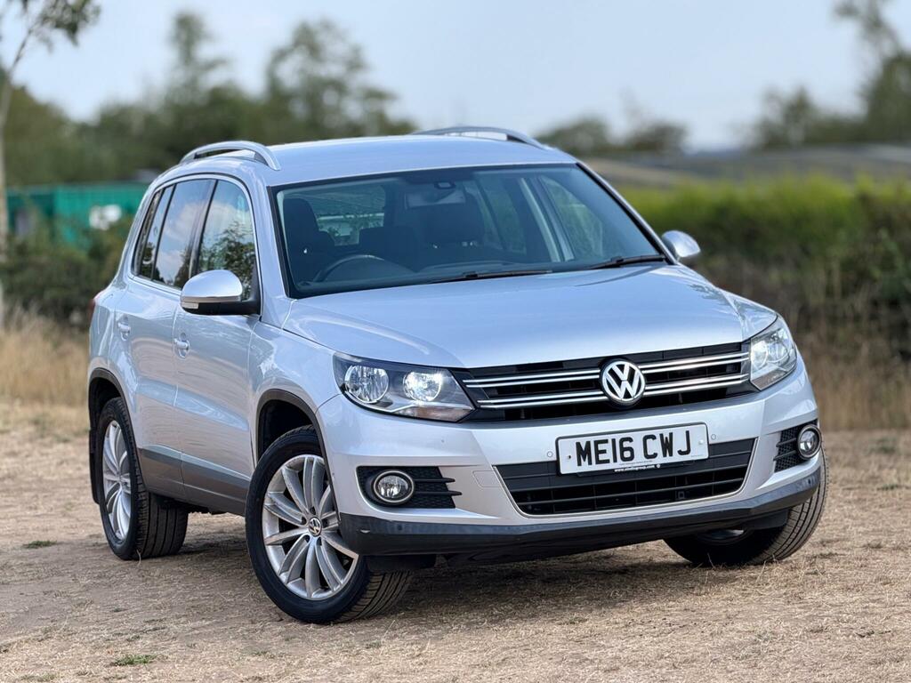 Volkswagen Tiguan Diesel White #26
