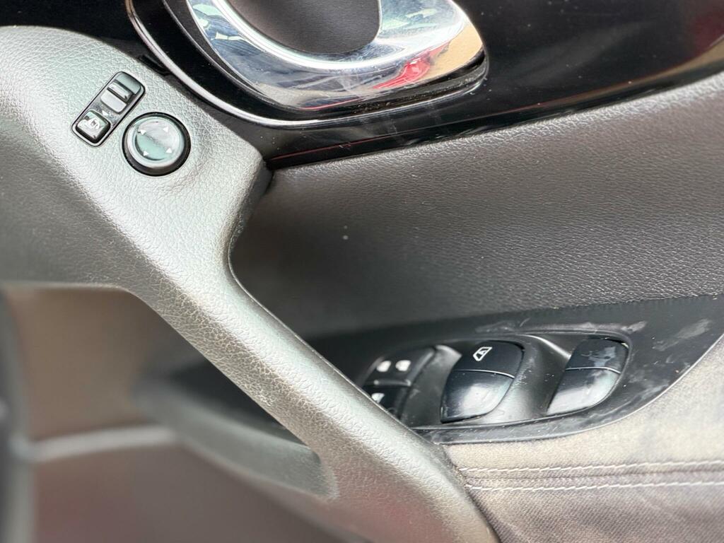 Nissan Qashqai Tekna Dig-t Grey #9