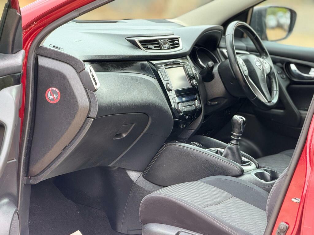 Nissan Qashqai Tekna Dig-t Grey #26