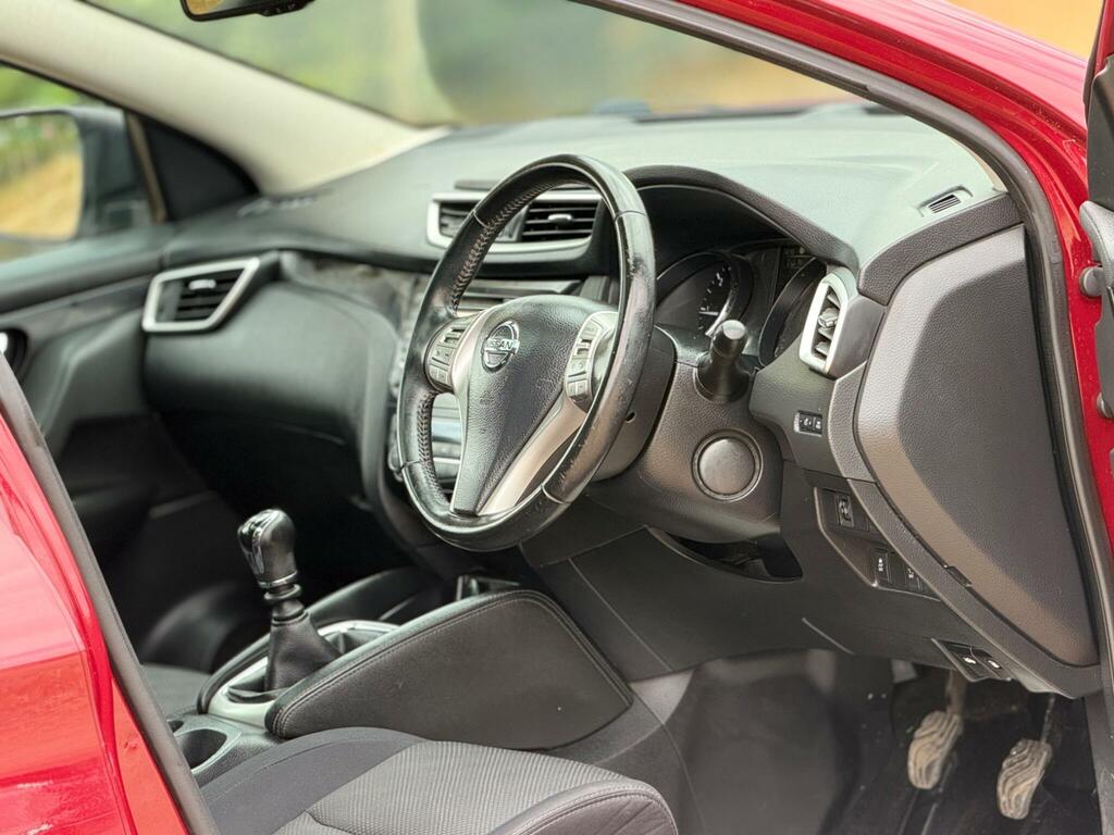 Nissan Qashqai Tekna Dig-t Grey #2