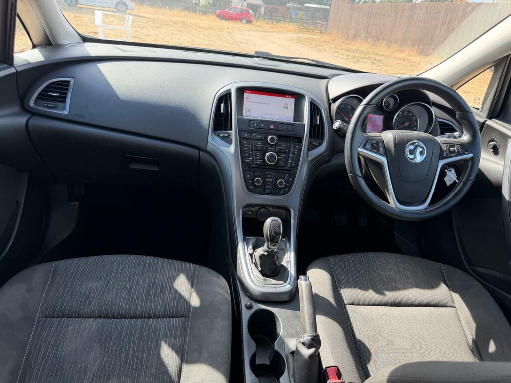 Vauxhall Astra 1.6 Cdti Ecoflex 94G Tech Line Euro 6 Ss Red #6