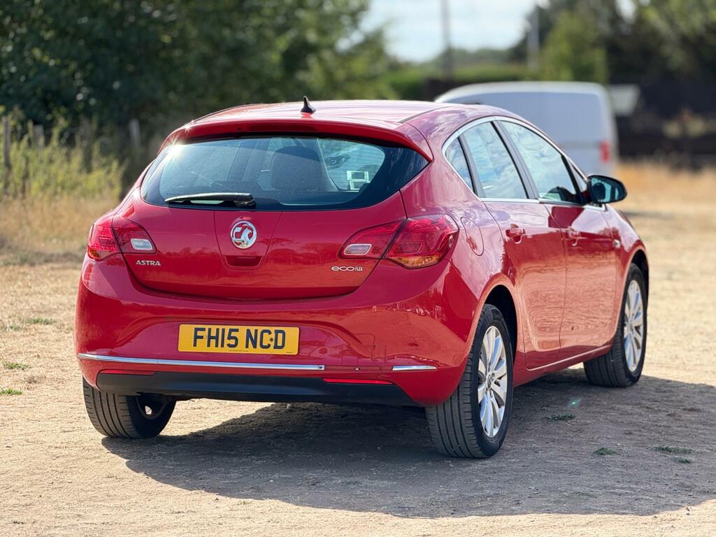 Vauxhall Astra Estate 1.6 16V Design Sports Tourer Euro 5 Red #22
