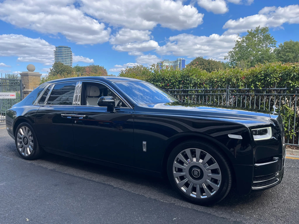 Rolls-Royce Phantom 6.7 V12 Saloon Euro 6 570 Ps LF19EKU Black #6
