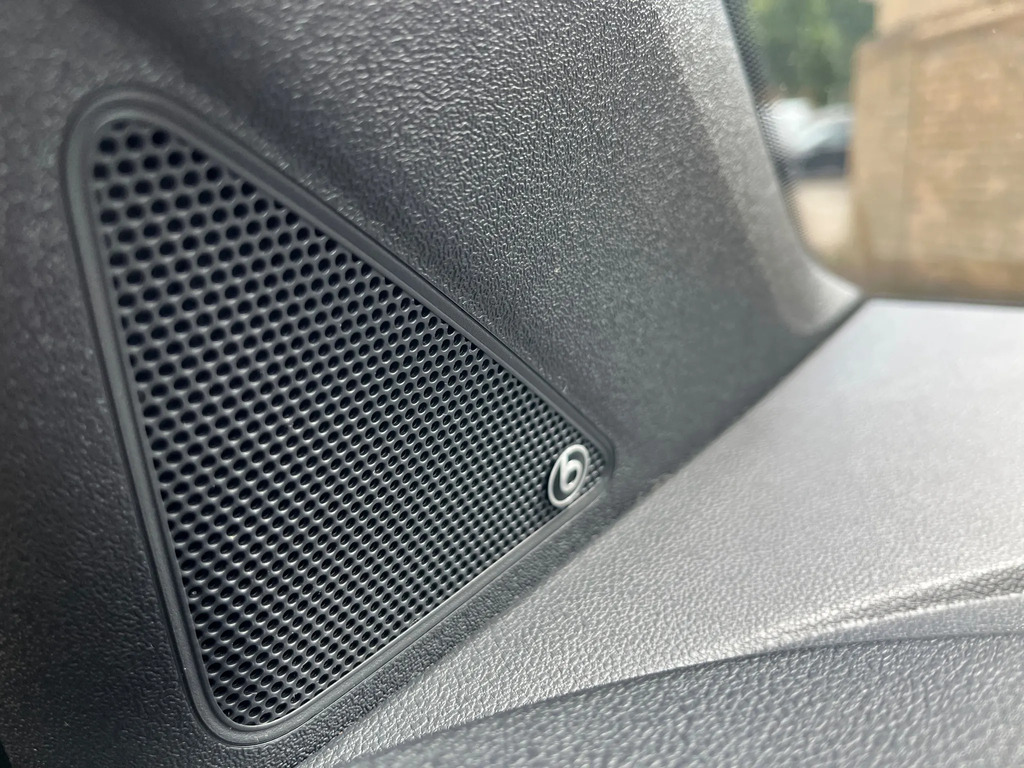 Volkswagen Up Move Up 1.0 Ss 60 Ps 5-Speed Black #17