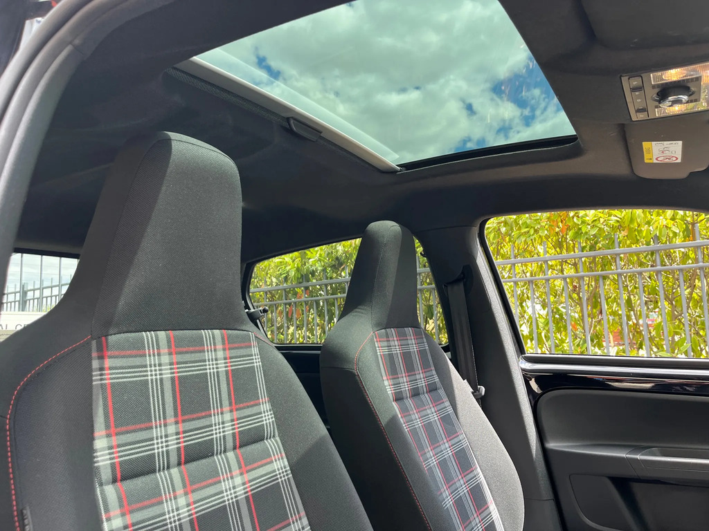 Volkswagen Up Move Up 1.0 Ss 60 Ps 5-Speed Black #14