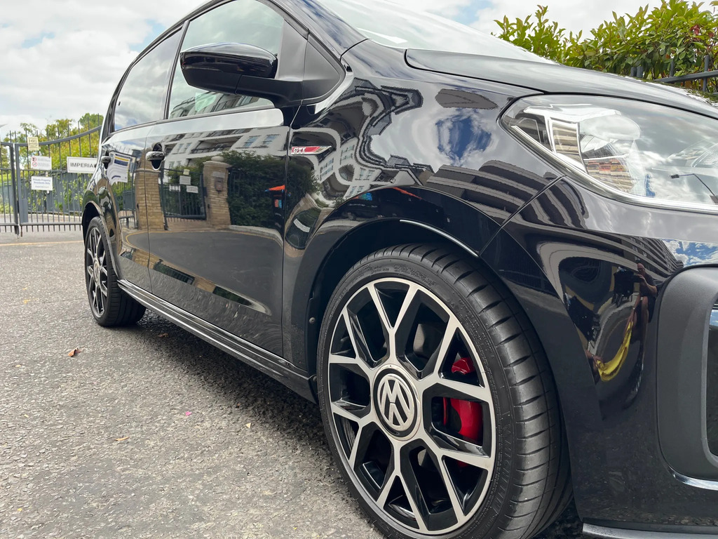 Volkswagen Up Move Up 1.0 Ss 60 Ps 5-Speed Black #38